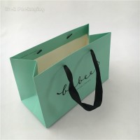 High Quality Recyclable Art Paper Packaging Bag gift bag Wholesale Printing Luxury Fashion Branded Apparel Bag